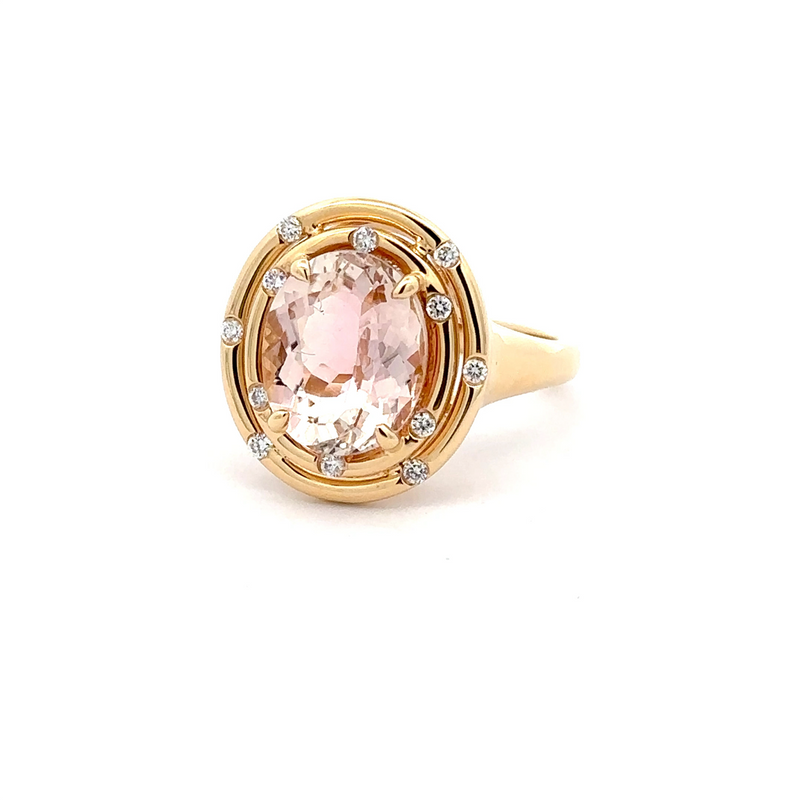 18 Karat Yellow Lady's Contemporary Gemstone Fasion Ring