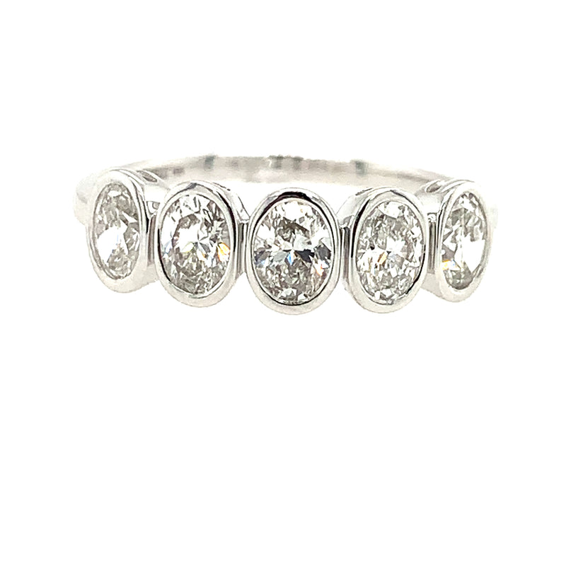 14 Karat White 5 Stone Band