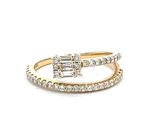 14 Karat Yellow Women's Diamond Fashion Ring - MALAKAN DIAMOND CO.