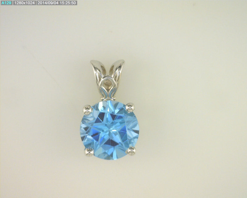 14 Karat White Drop Gemstone Pendant