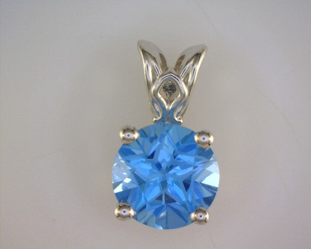 14 Karat White Drop Gemstone Pendant