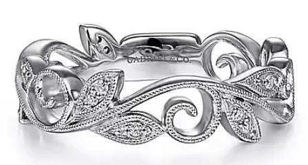 14 Karat White Women's Diamond Fashion Ring