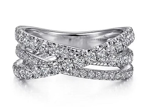 14 Karat White Women's Diamond Fashion Ring