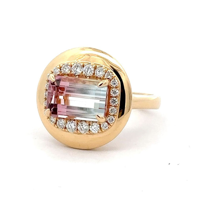 18 Karat Yellow Lady's Contemporary Gemstone Fasion Ring